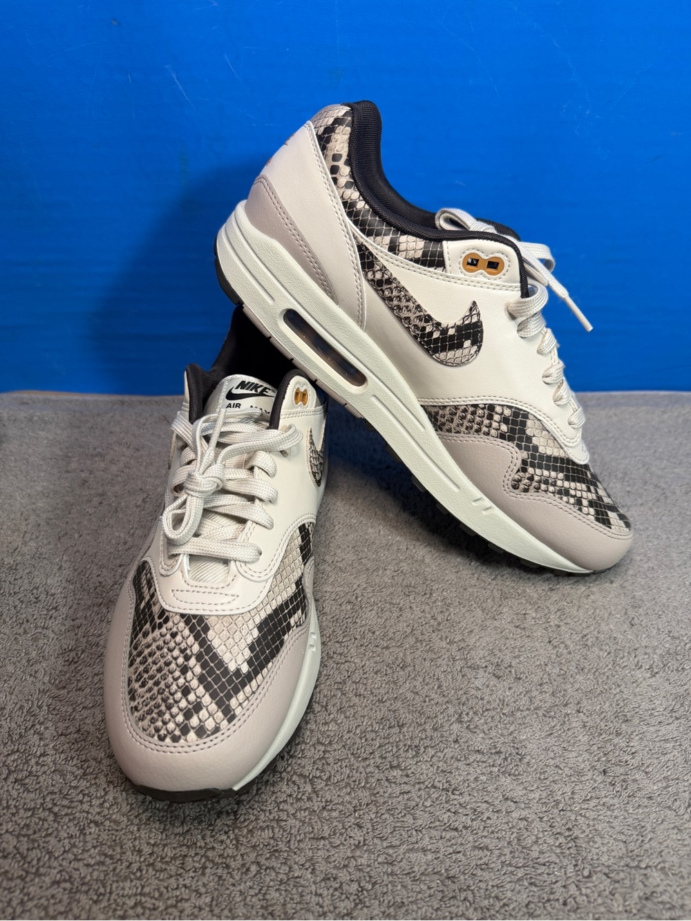 Nike air max 1
Womems
'Ore wood snake'
Nwot - Picture 2 of 14